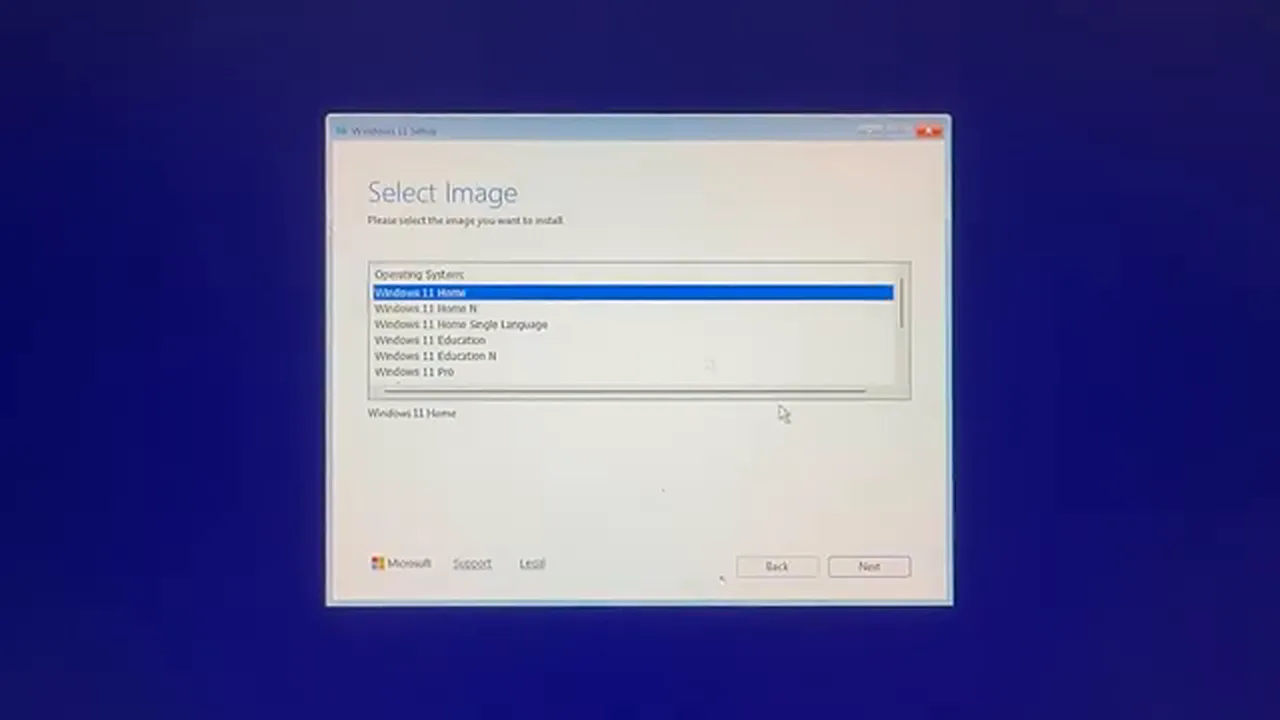 Install Windows 11 26H2 Install Windows 11 26H2 - select the Windows 11 edition to install