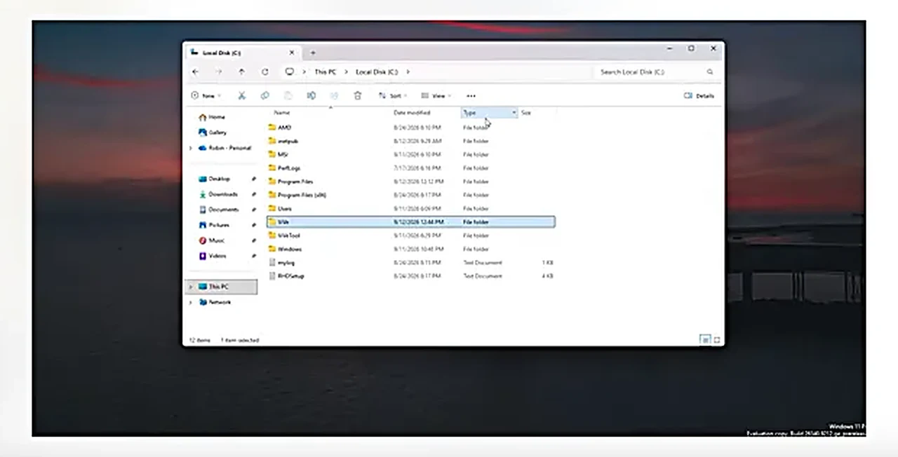 Windows 11 26H2 features - the extracted ViVeTool folder in File Explorer